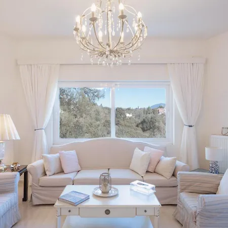 Casa Pino - Private With Pool In Corfu, Close To Beaches, Golf Course And Water Park, Ideal For Families Kokkínion