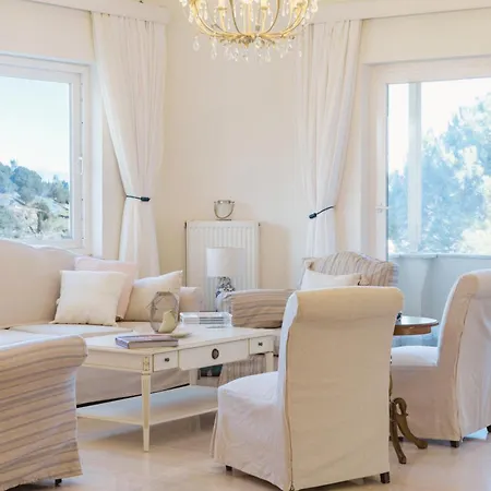 Casa Pino - Private With Pool In Corfu, Close To Beaches, Golf Course And Water Park, Ideal For Families *