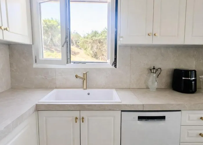 Casa Pino - Private With Pool In Corfu, Close To And Water Park, Ideal For Families *