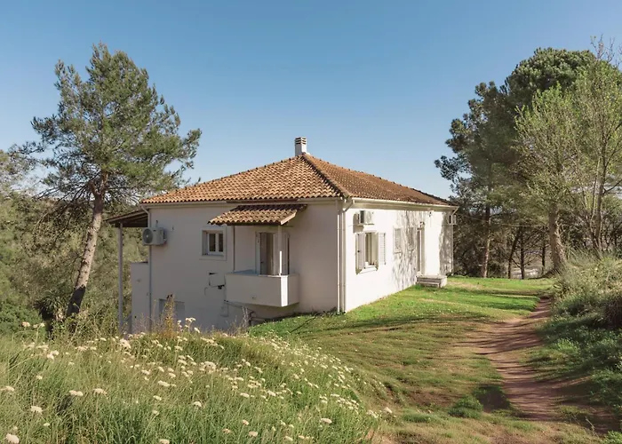 Casa Pino - Private Villa With Pool In Corfu, Close To Best Beaches, Golf Course And Water Park, Ideal For Families