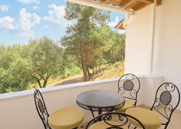 Casa Pino - Private Villa With Pool In Corfu, Close To Best Beaches, Golf Course And Water Park, Ideal For Families Vilă Kokkínion