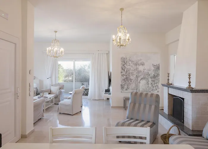 Vilă Casa Pino - Private Villa With Pool In Corfu, Close To Best Beaches, Golf Course And Water Park, Ideal For Families *