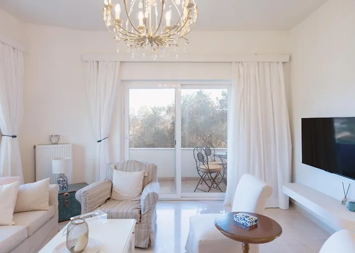 Casa Pino - Private Villa With Pool In Corfu, Close To Best Beaches, Golf Course And Water Park, Ideal For Families * Kokkinion