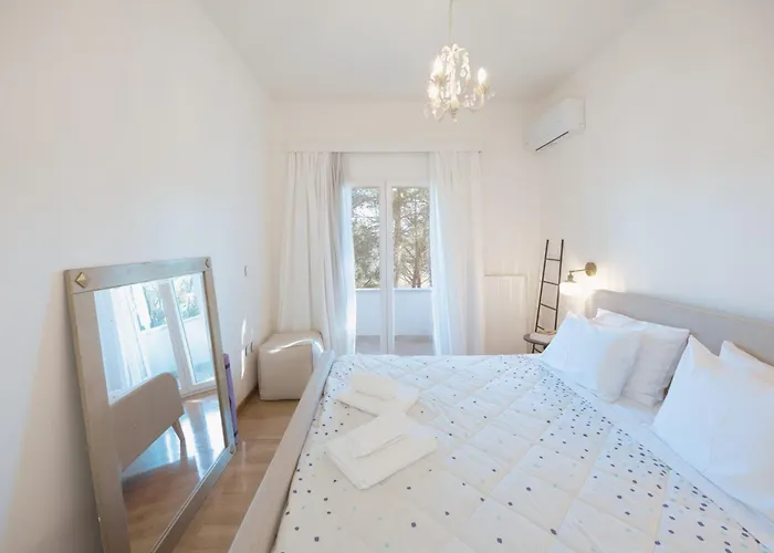 Casa Pino - Private Villa With Pool In Corfu, Close To Best Beaches, Golf Course And Water Park, Ideal For Families Kokkínion